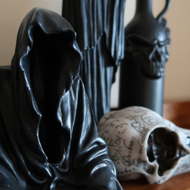 Gothic ornaments from Nemesis Now